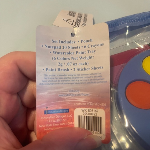 Disney FROZEN II 12 PIECE TOTE SET Age 3+ - Picture 3 of 3